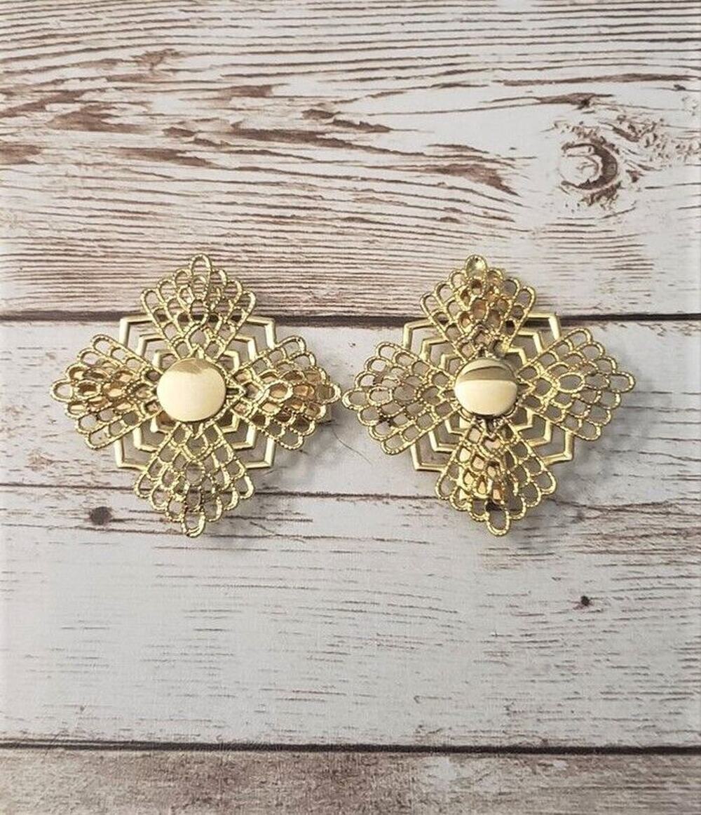 Vintage Shoe Clips - Large Fancy Gold Tone